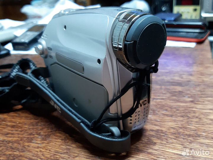 JVC GR-D650E Mini DV и JVC GZ-MG37E