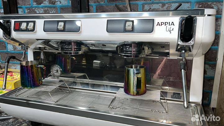 Кофемашина nuova simonelli appia life 2gr v