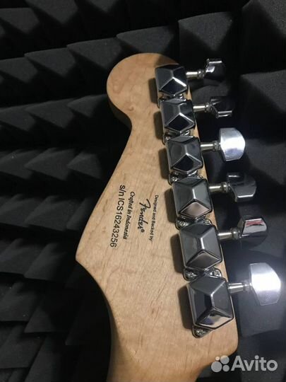 Электрогитара Fender Squier bullet stratocaster