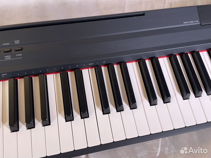 Yamaha p-105 BK