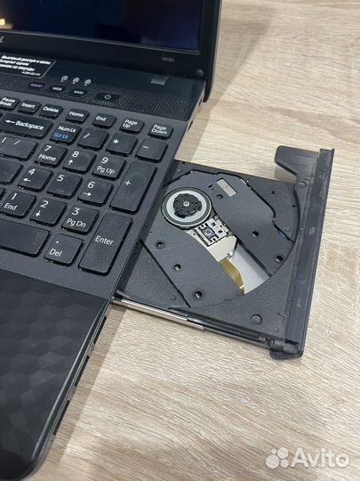 Ноутбук Sony vaio i5-2450M 2.5GHz 8gb