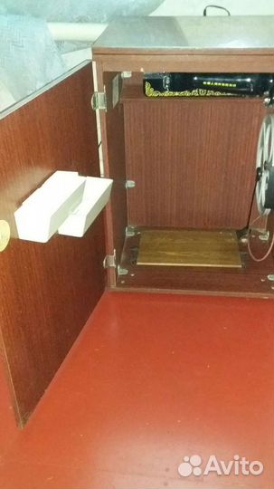 Машина швейная бытовая 2М- 22 Подольск