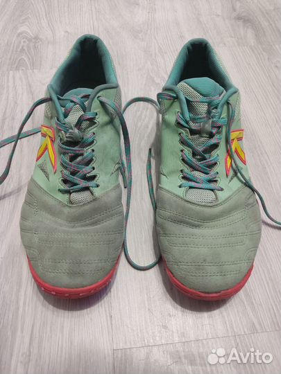 Футзалки Kelme