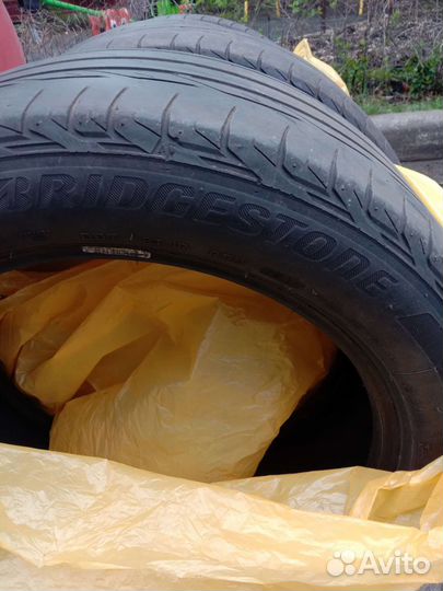 Bridgestone Turanza T001 225/50 R17