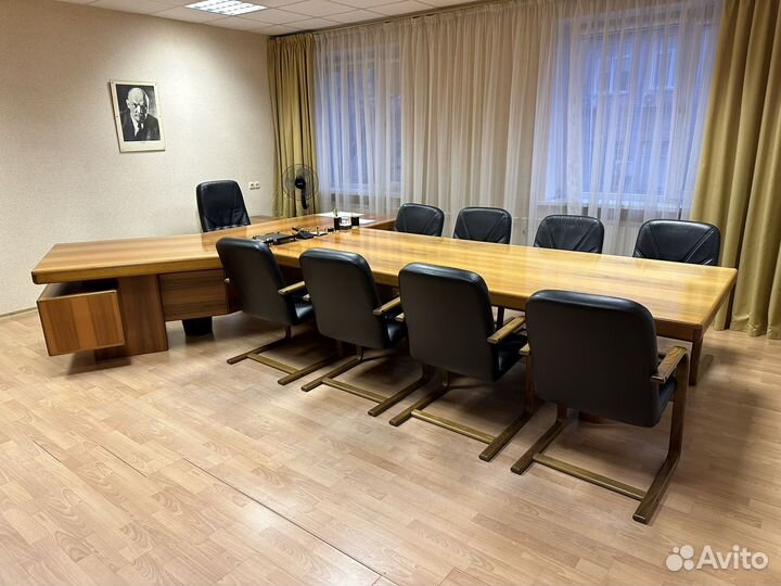 Кабинет директора руководителя