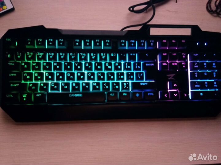 Игровая клавиатура с подсветкой