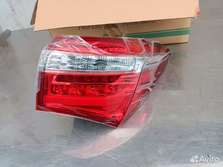 Фонарь Тойота Королла E18 toyota corolla E18