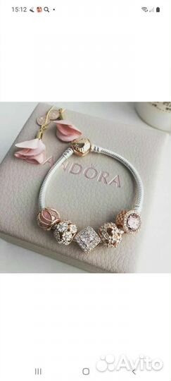 Золотой шарм