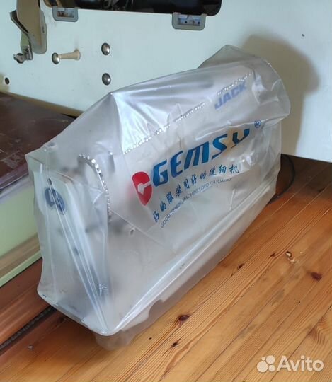 Швейная машинка jack