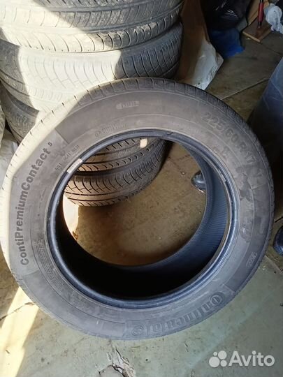 Continental ContiPremiumContact 5 225/60 R17