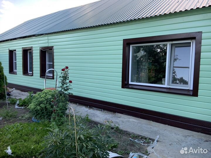 Бригада строителей