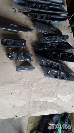 Блоки управления стеклоподъемника в ассортименте