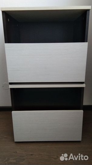 Тумба прикроватная