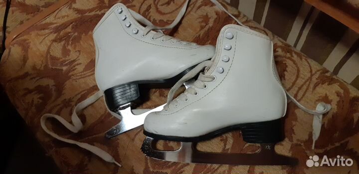Коньки фигурные для девочки, р. 31