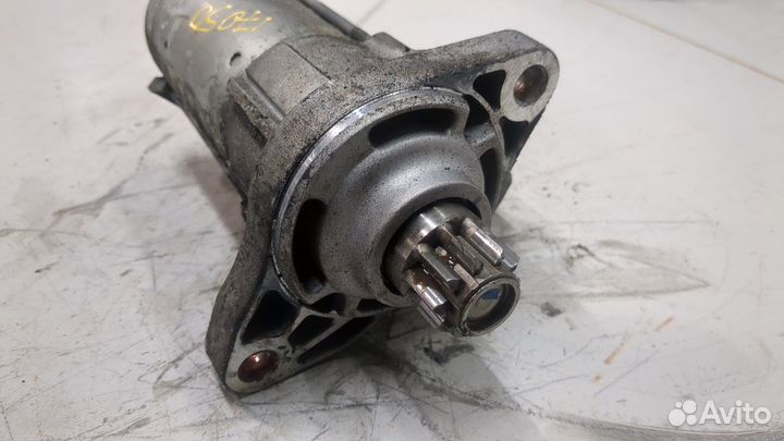 Стартер Volkswagen Passat 6, 2010