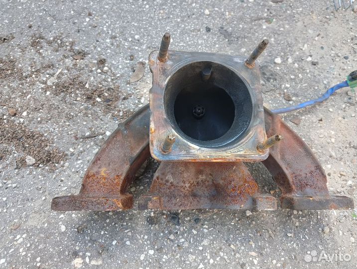 Выпускной коллектор Citroen C4. 1.6