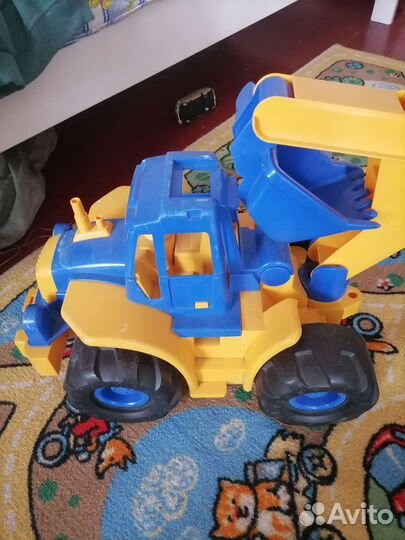 Экскаватор