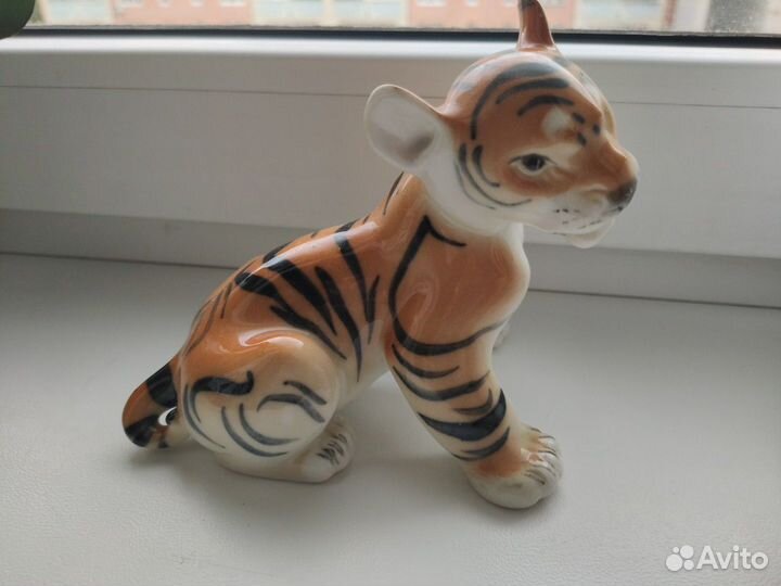 Статуэтка Тигренок фарфор СССР лфз животные