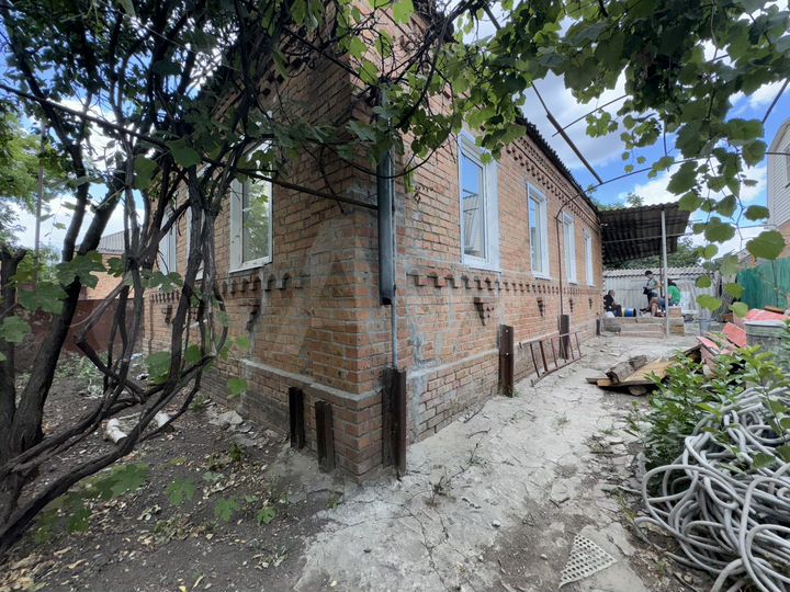 Дом 57 м² на участке 4 сот.