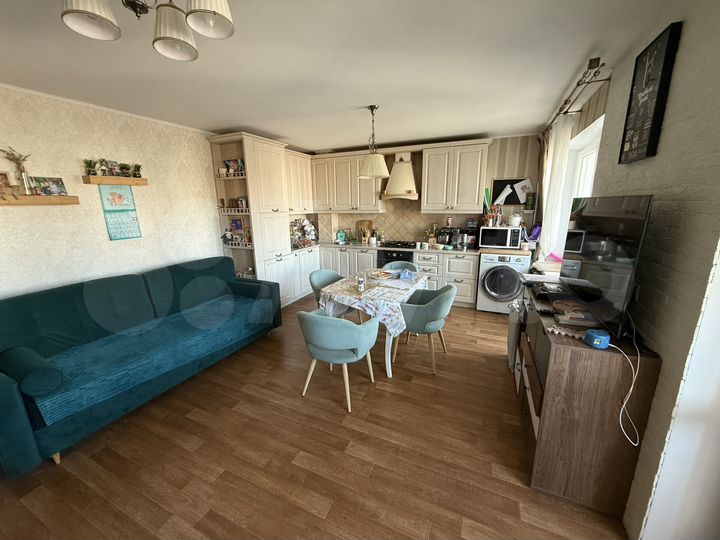 2-к. квартира, 125 м², 7/10 эт.