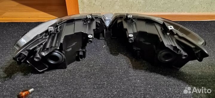 Передние фары Фольксваген поло седан