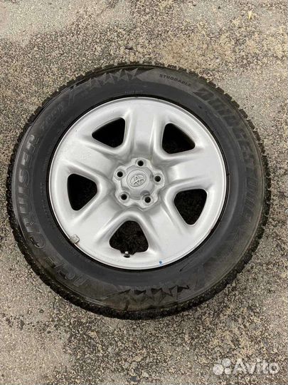 Bridgestone Ice Cruiser 7000 225/65 R17