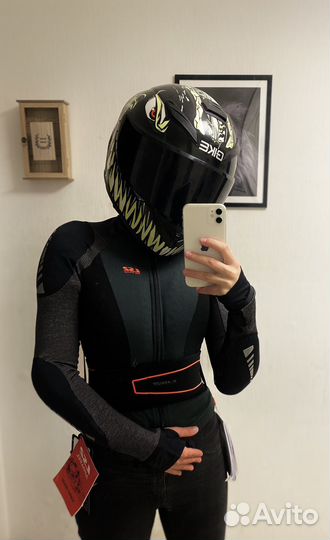 Мотокуртка женская