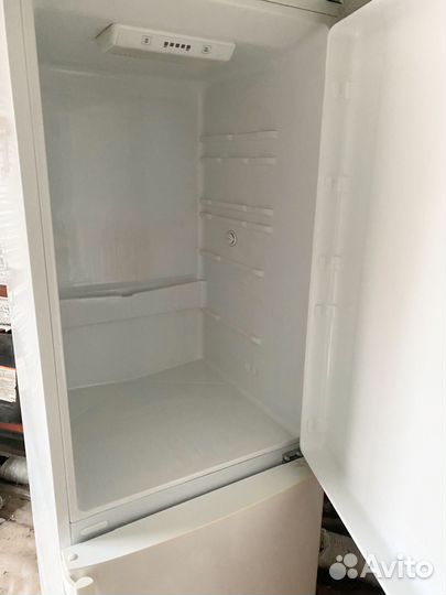 Холодильник LG на запчасти