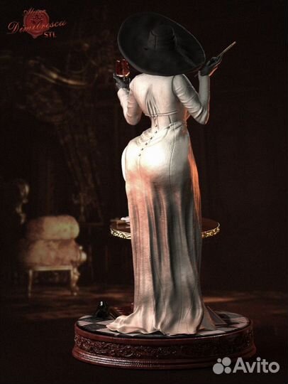 Фигурка Леди Димитреску Dimitrescu Resident Evil