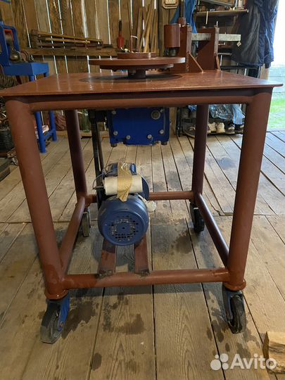 Стаонк для гнуть кренделя