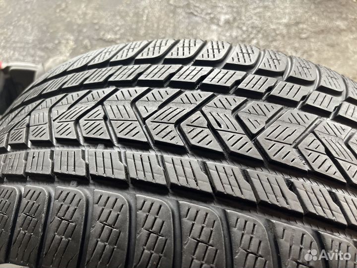 Pirelli Scorpion Winter 285/40 R21 109V