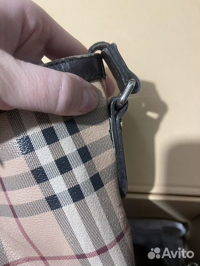 Женская сумка burberry через плечо винтаж