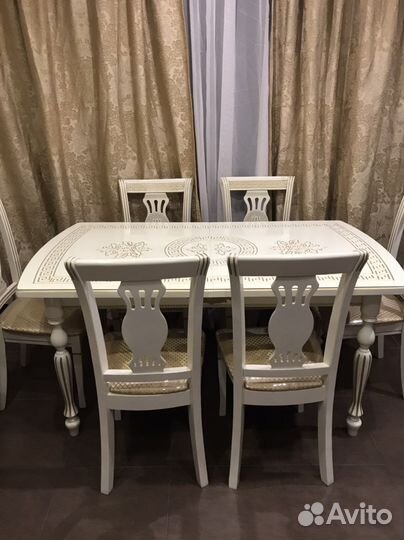 Столовый гарнитур Версаче