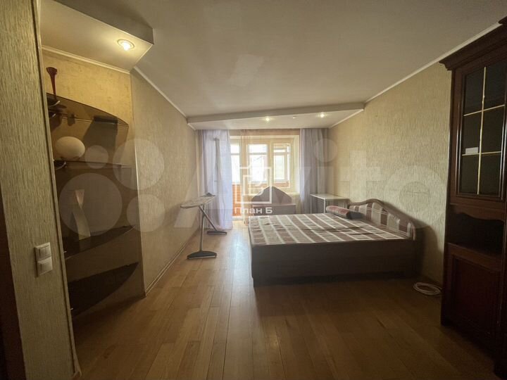 3-к. квартира, 77 м², 8/9 эт.