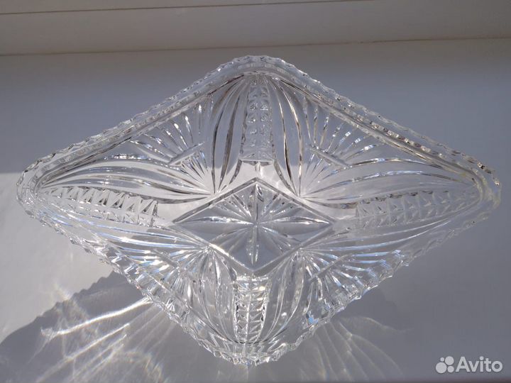 Ваза для фруктов салатница