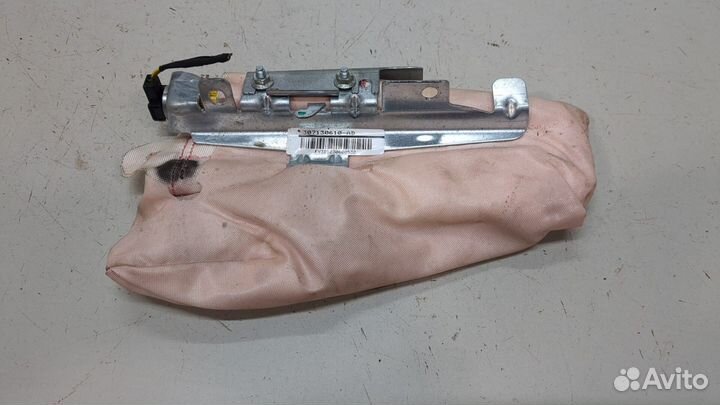 Подушка безопасности в сиденье BMW 5 F10