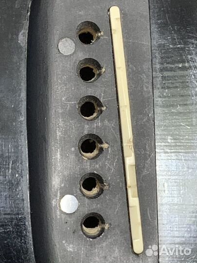 Акустическая гитара