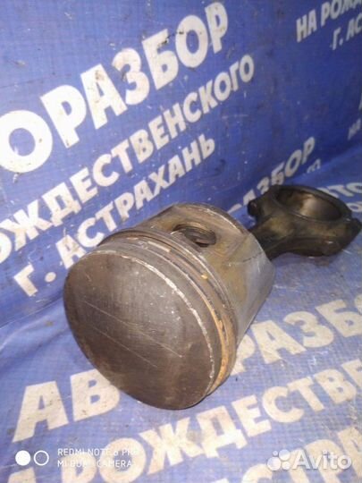 Поршень с шатуном Газ Волга 2410 седан 402 1991