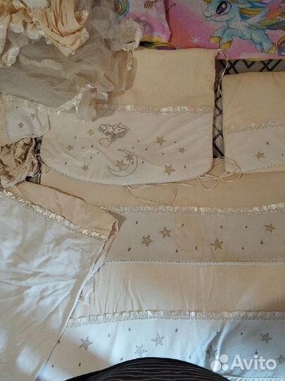 Бортики в кроватку