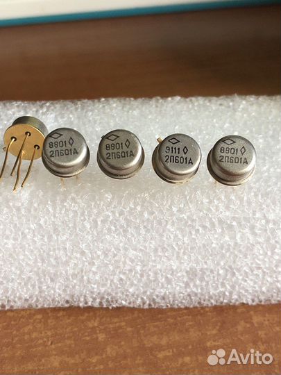 Радиодетали.Транзисторы, тиристоры, диоды, реле