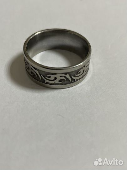 Серебряное кольцо