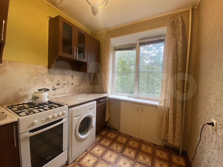 3-к. квартира, 60 м², 4/10 эт.