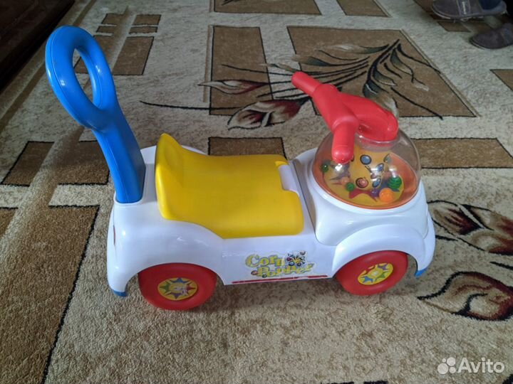 Машинка - каталка 