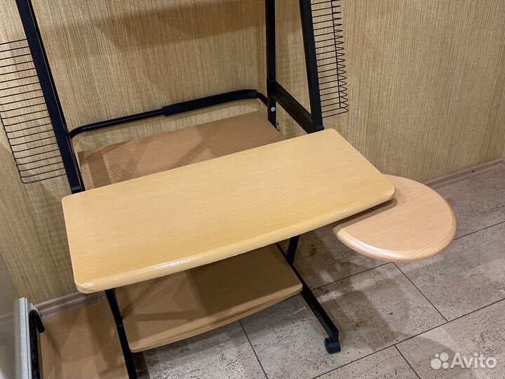 Рабочее место для компьютера