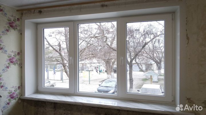 Окно пластиковое (для кухни)