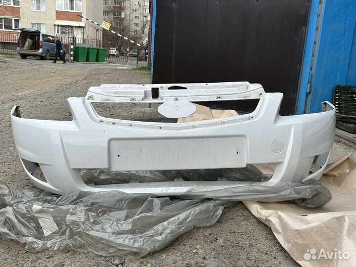 Передний бампер priora 2 белый