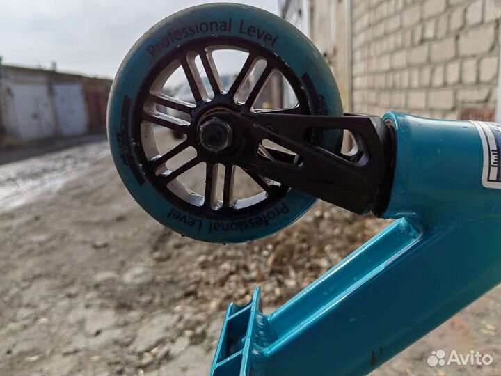 Трюковой самокат