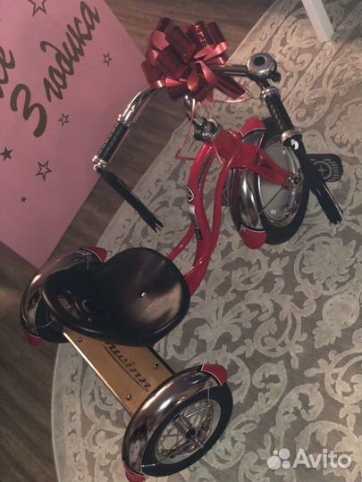 Детский трехколесный велосипед