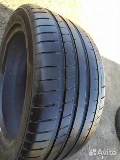 Infinity Tyres EcoMax 245/45 R17 99Y