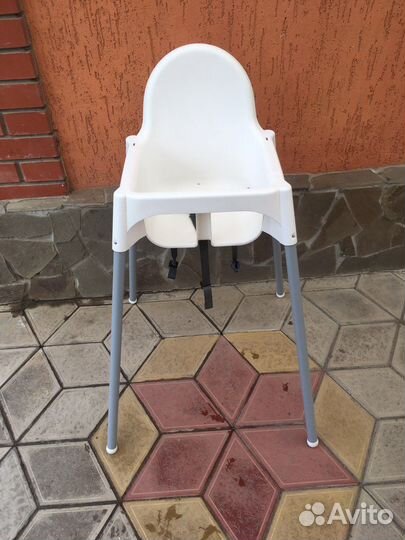 Стульчик для кормления ребенка